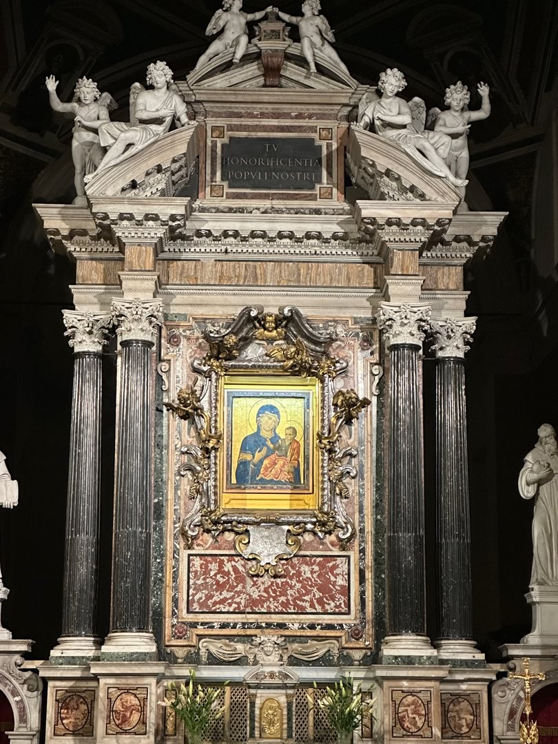 Italy-Rome Holy Crib Reliquary Chapel